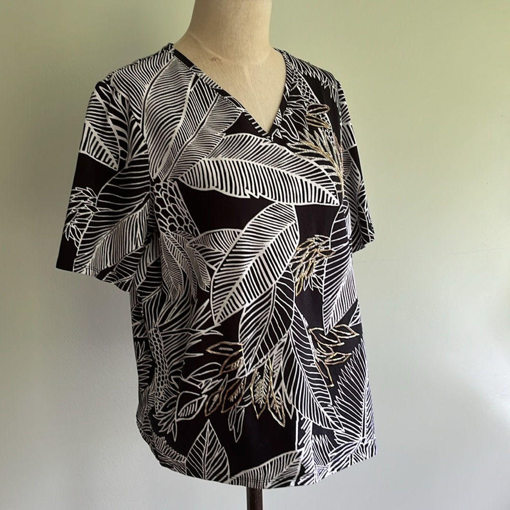 Black and white short sleeve sequin T-shirt - Picture 3 of 9
